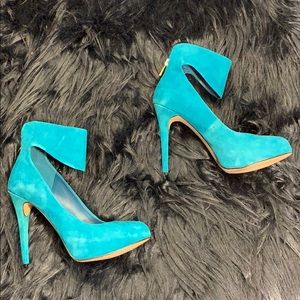 Jessica Simpson Turquoise Heel